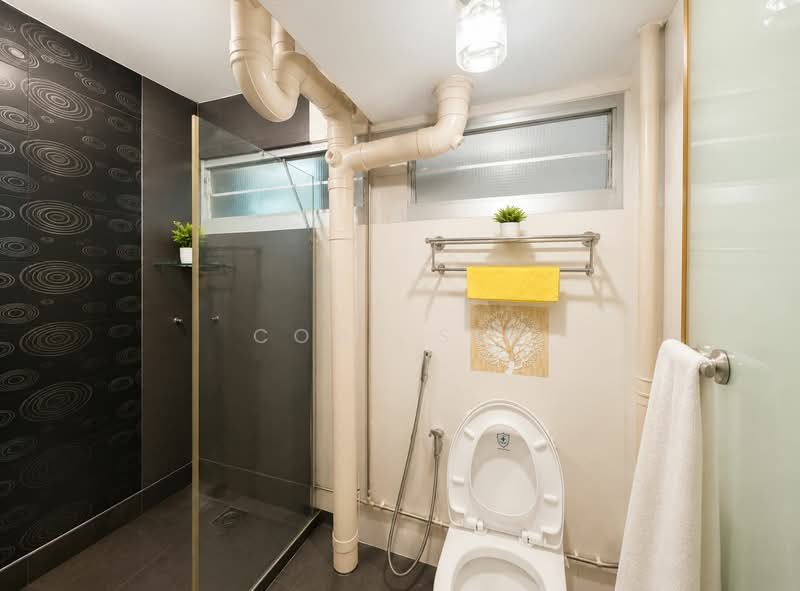 21 Eunos Crescent, 21 Eunos Crescent, 2 Bedrooms, 710 sqft, HDB Flat For Sale, by Cody Sim, 60200410 - Bathroom - PropertyGuru.com.sg