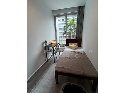 For Rent - The Esparis