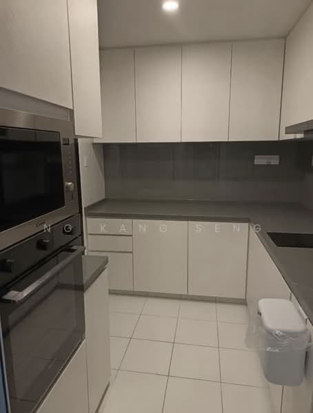 The Esparis, 7 Pasir Ris Drive 4, Room Rental, 120 sqft, Condominium For Rent, by Ng Kang Seng, 60200592 - Kitchen - PropertyGuru.com.sg