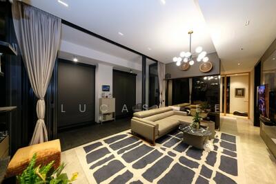 For Sale - Nouvel 18