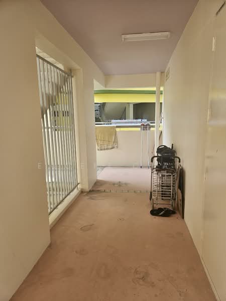 686C Woodlands Drive 73, 686C Woodlands Drive 73, Admiralty / Woodlands, Room Rental, 250 sqft, HDB Flat For Rent, by Eugene Chan, 60200623 - Corridor - PropertyGuru.com.sg