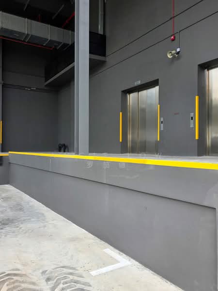 Food Factory For Rent Corner Low floor, Tuas south Avenue, 2,185 sqft, Factory / Workshop (B2) For Rent, by Angie Low 罗笳僡, 60200657 - Exterior - CommercialGuru.com.sg