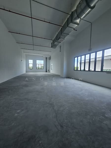 Food Factory For Rent Corner Low floor, Tuas south Avenue, 2,185 sqft, Factory / Workshop (B2) For Rent, by Angie Low 罗笳僡, 60200657 - Interior - CommercialGuru.com.sg