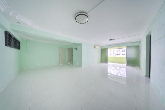 222 Pasir Ris Street 21