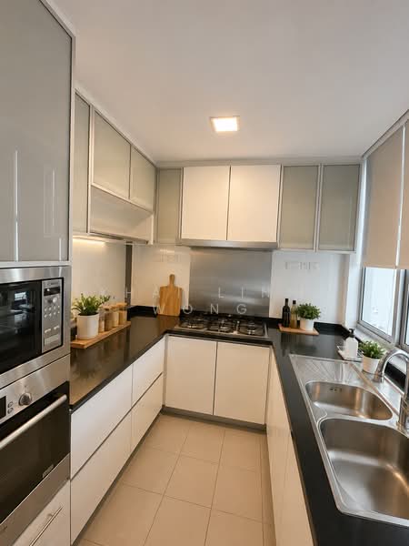 Riviera Residences, 9 Riviera Drive, 4 Bedrooms, 1,507 sqft, Condominium For Sale, by Khai Linn Wong, 60200825 - Kitchen - PropertyGuru.com.sg