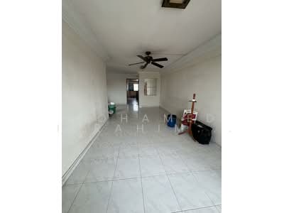 For Sale - 211 Tampines Street 23