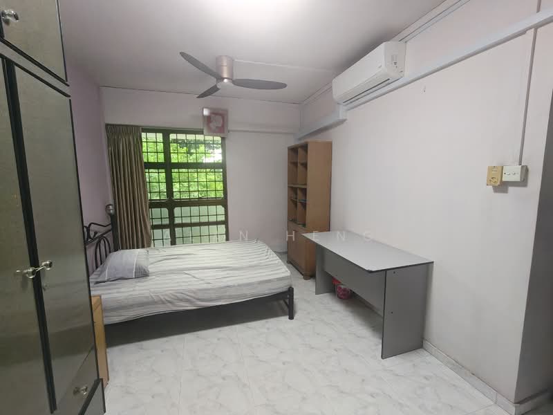 160 Hougang Street 11, 160 Hougang Street 11, Room Rental, 200 sqft, HDB Flat For Rent, by Alan Heng, 60200915 - Master Bedroom - PropertyGuru.com.sg