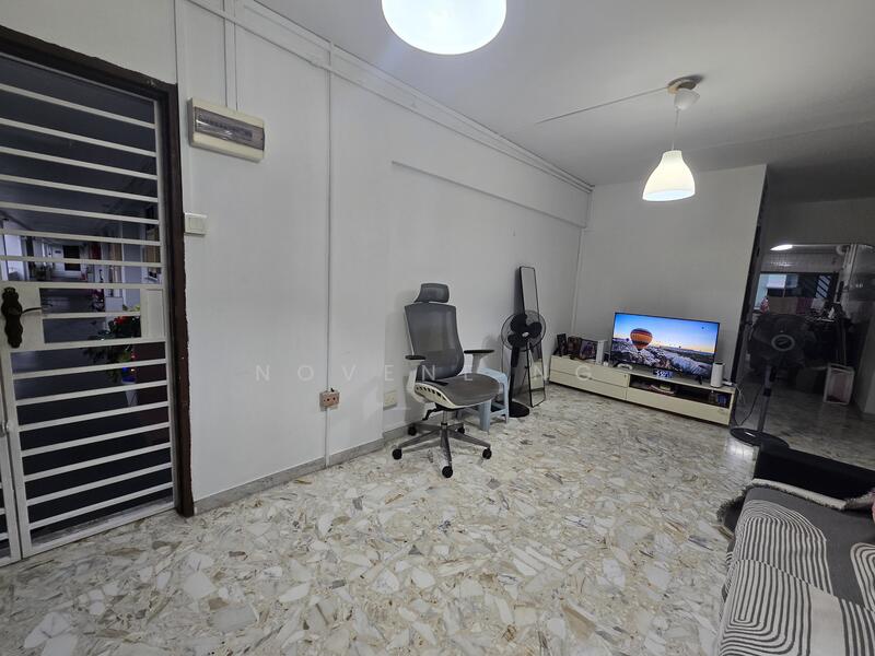 For Sale - 212 Ang Mo Kio Avenue 3