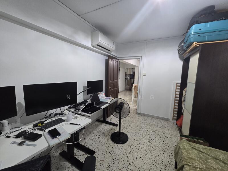 For Sale - 212 Ang Mo Kio Avenue 3