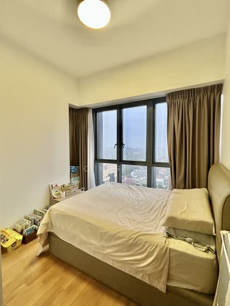 Alex Residences, 28 Alexandra View, 3 Bedrooms, 904 sqft, Apartment For Sale, by Hong Li, 60201137 - Bedroom - PropertyGuru.com.sg
