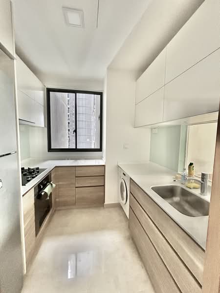 Alex Residences, 28 Alexandra View, 3 Bedrooms, 904 sqft, Apartment For Sale, by Hong Li, 60201137 - Kitchen - PropertyGuru.com.sg