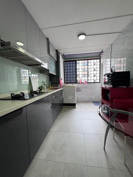 For Sale - 127 Simei Street 1