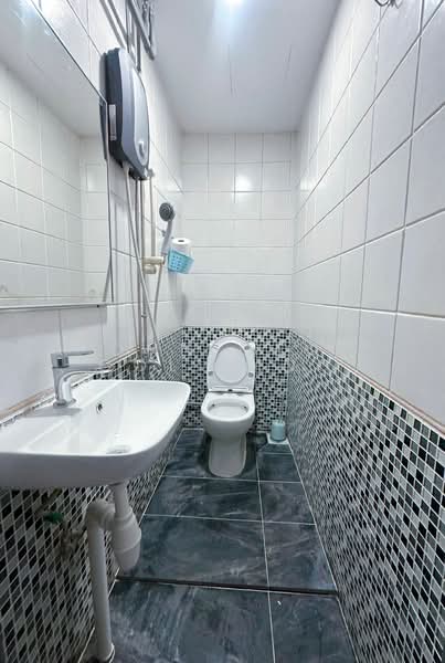 For Rent - The Sunny Spring