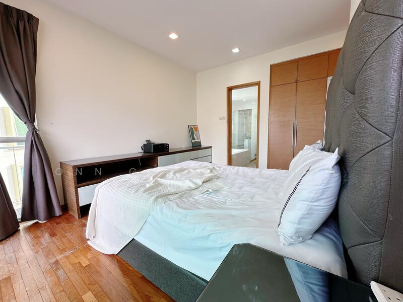 Ris Grandeur, 25 Elias Road, Room Rental, 200 sqft, Condominium For Rent, by David, 60201273 - Master Bedroom - PropertyGuru.com.sg