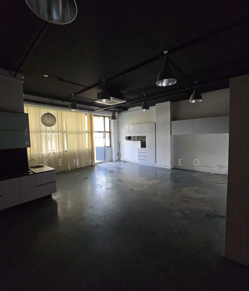 Midview City, 30 Sin Ming Lane, 1,496 sqft, Light Industrial (B1) For Sale, by Kenneth Neo, 60201372 - Living Room - CommercialGuru.com.sg