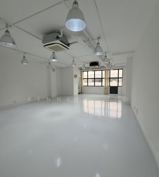 Midview City, 30 Sin Ming Lane, 1,496 sqft, Light Industrial (B1) For Sale, by Kenneth Neo, 60201372 - Interior - CommercialGuru.com.sg