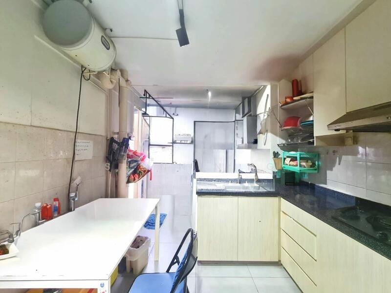For Rent - 102 Aljunied Crescent