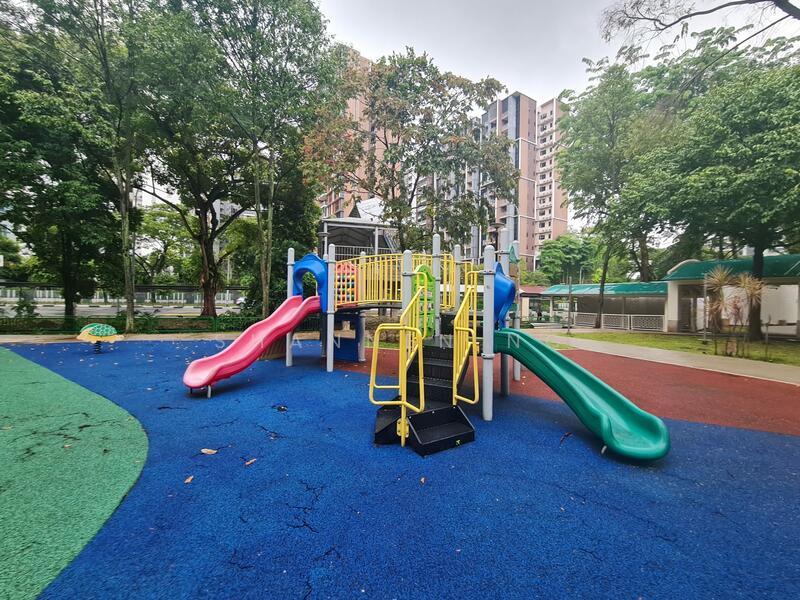 For Rent - 102 Aljunied Crescent