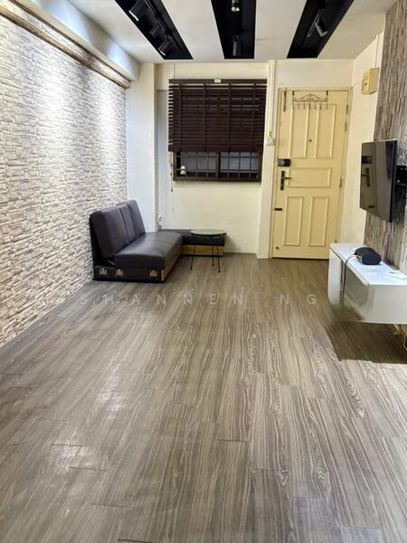 For Rent - 102 Aljunied Crescent