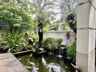 For Sale - RARE Detached near Botanic Gardens