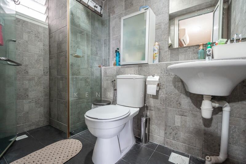 For Sale - 383 Bukit Batok West Avenue 5