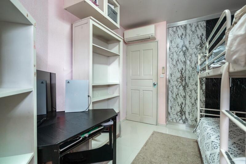 For Sale - 383 Bukit Batok West Avenue 5