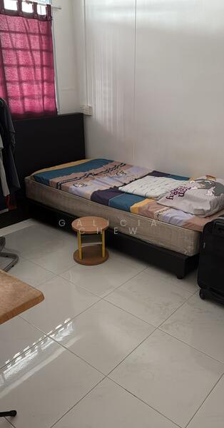 Spacious Fan Bedroom for 1pax Male@$700