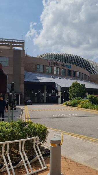 Makansutra Gluttons Bay, 8 Raffles Avenue, 140 sqft, Food & Beverage For Rent, by Terence Tham, 60201924 - CommercialGuru.com.sg
