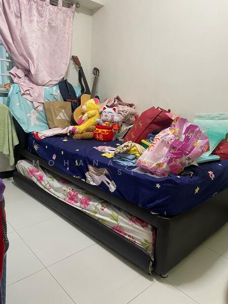 633D Senja Road HDB Flat For Sale at S$ 520,000 | PropertyGuru Singapore - Bedroom