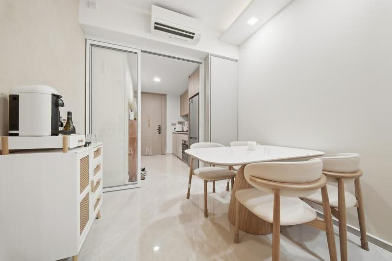 Dairy Farm Residences, 8 Dairy Farm Lane, Dairy Farm / Bukit Panjang / Choa Chu Kang, 2 Bedrooms, 710 sqft, Condominium For Sale, by Daniel Gan, 60201961 - PropertyGuru.com.sg