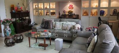 For Sale - Yi Kai Court