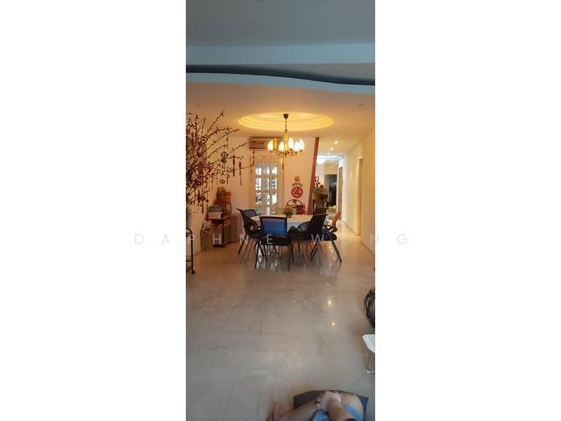 Yi Kai Court, 371 Upper Paya Lebar Road, Hougang / Punggol / Sengkang, 4 Bedrooms, 1,668 sqft, Walk-up Apartment For Sale, by Daphne Wong, 60202090 - Dining Room - PropertyGuru.com.sg