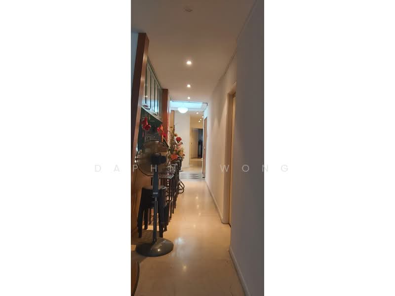 Yi Kai Court, 371 Upper Paya Lebar Road, Hougang / Punggol / Sengkang, 4 Bedrooms, 1,668 sqft, Walk-up Apartment For Sale, by Daphne Wong, 60202090 - Corridor - PropertyGuru.com.sg