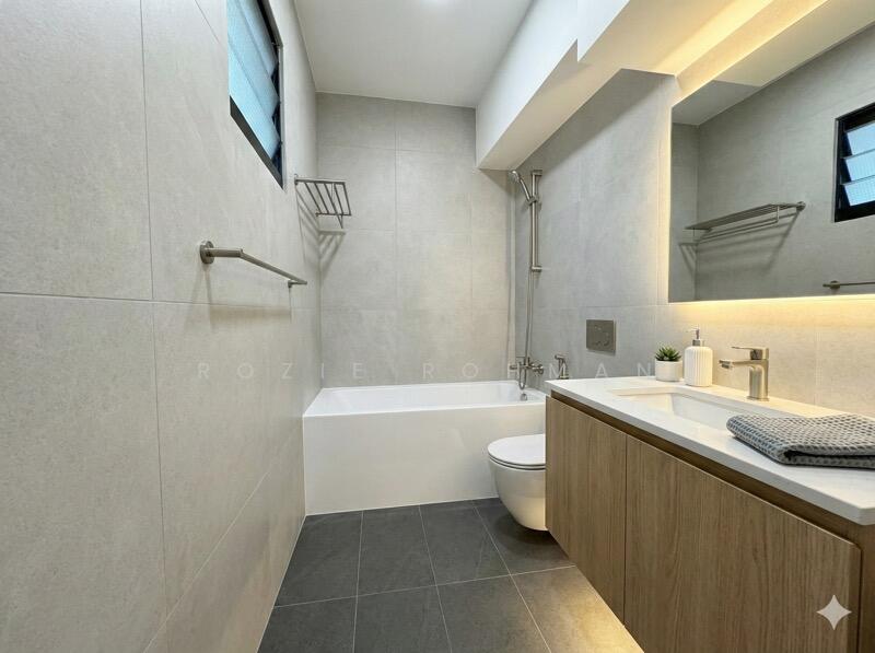 For Sale - 587 Woodlands Drive 16