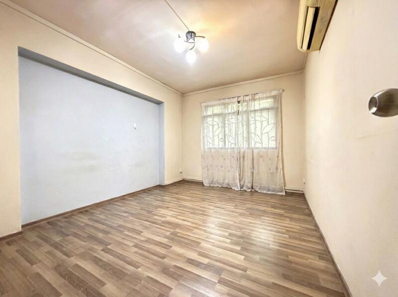 For Sale - 587 Woodlands Drive 16