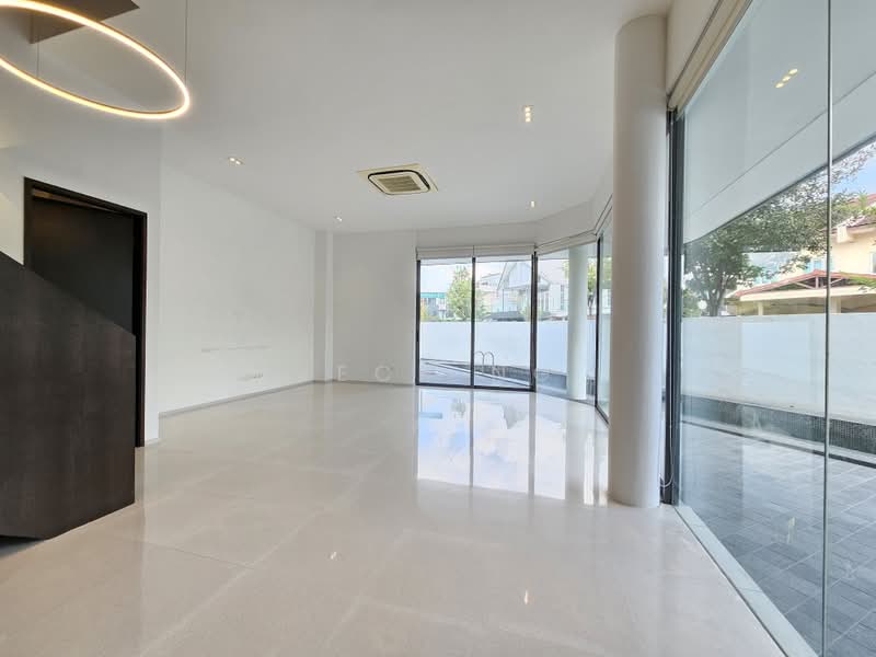 Serangoon Garden Estate, Berwick Drive, 4 Bedrooms, 3,866 sqft, Corner Terrace For Rent, by Jeck Ng, 60202291 - 1st Floor : Living Room - PropertyGuru.com.sg