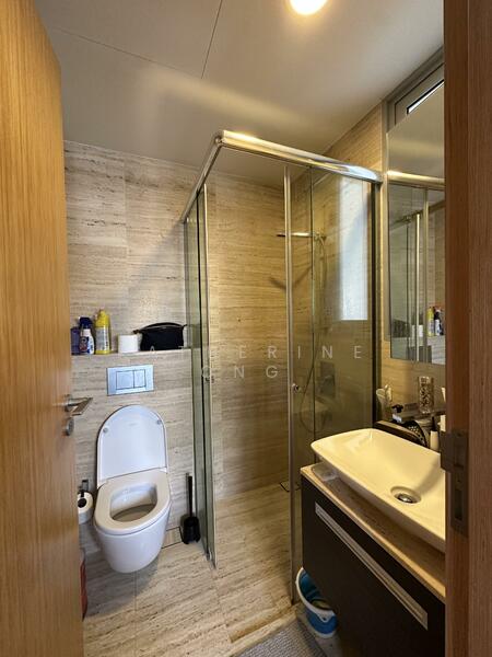 26 Newton, , 2 Bedrooms, 560 sqft, Condominium For Rent, by Katherine Ong, 60202326 - Bathroom - PropertyGuru.com.sg