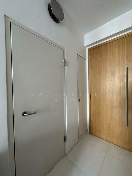 26 Newton, , 2 Bedrooms, 560 sqft, Condominium For Rent, by Katherine Ong, 60202326 - Entrance - PropertyGuru.com.sg