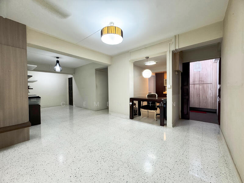 For Sale - 27 Dover Crescent