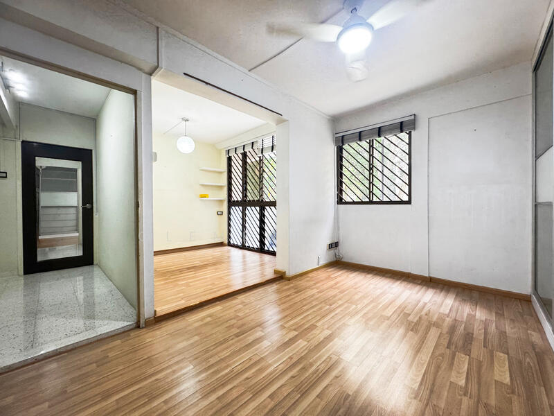 For Sale - 27 Dover Crescent