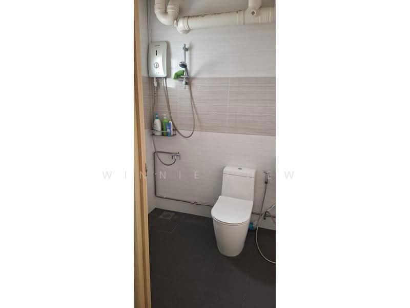 661C Jurong West Street 64, 661C Jurong West Street 64, Boon Lay / Jurong / Tuas, Room Rental, 200 sqft, HDB Flat For Rent, by Winnie Chew, 60202380 - Bathroom - PropertyGuru.com.sg