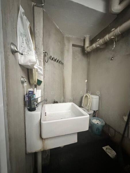 For Sale - 204 Bukit Batok Street 21