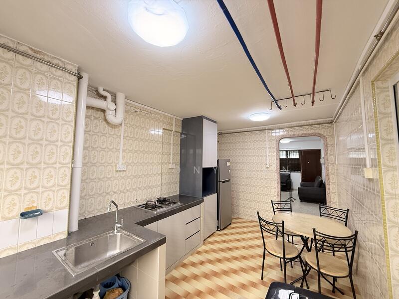 For Rent - 463 Crawford Lane