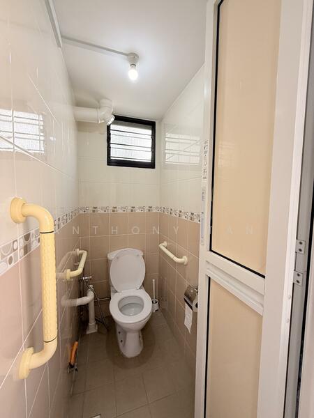 For Rent - 463 Crawford Lane