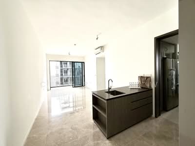 For Rent - Piccadilly Grand