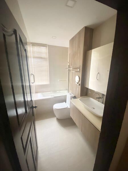 For Rent - 112B Sixth Avenue