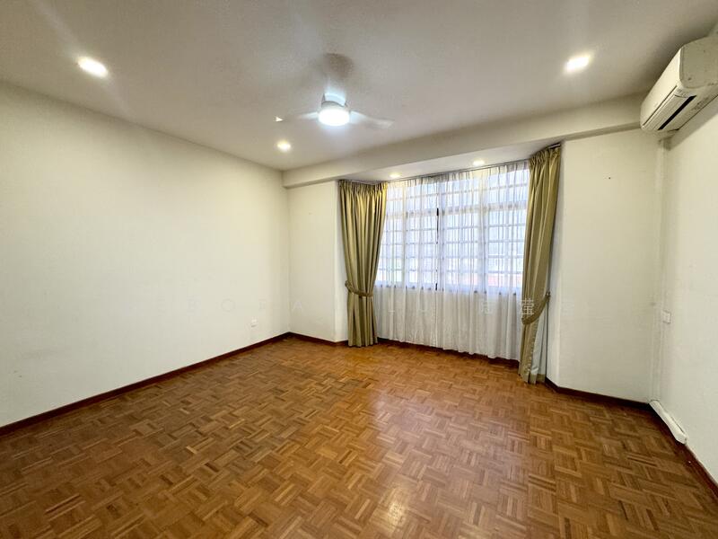 For Rent - 112B Sixth Avenue