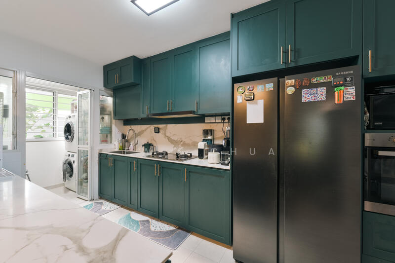 For Sale - 618B Tampines Street 61