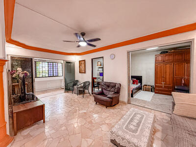 For Sale - 825 Jurong West Street 81