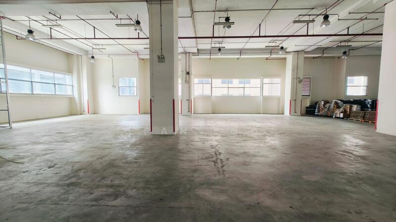 Pasir Panjang l Ground Floor l High Ceiling l 40Ft Loading Bay, Buona Vista / West Coast / Clementi New Town, 8,500 sqft, Light Industrial (B1) For Rent, by Sean Loo, 60203010 - Others - CommercialGuru.com.sg